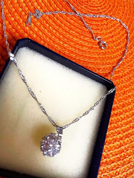 Vintage retiazka s príveskom, 