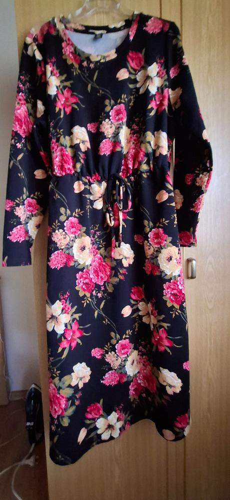 Šaty kvetinové, xxl