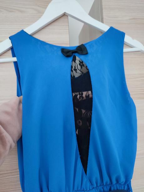 Nádherné šaty,na chrbte krajka 164 alebo xs-s, 164