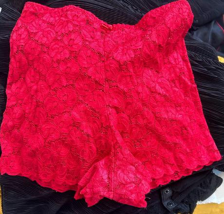 Nohavicky s vysokym pasom cipkovane, xs