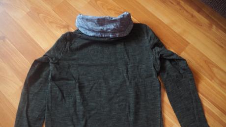 Tricko s vyssim golierom, takko,134