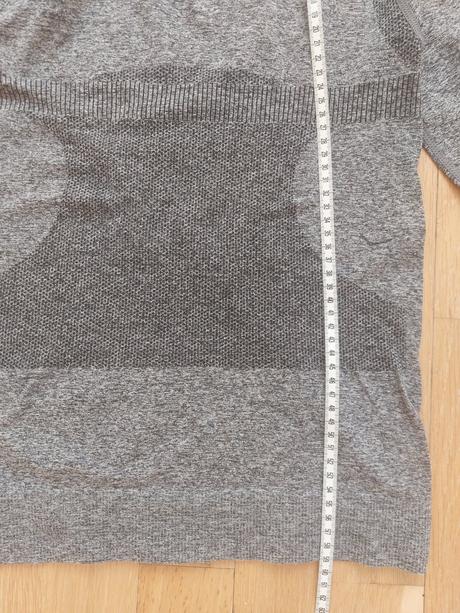 Športové tričko newcential veľkosť 36-38, 36