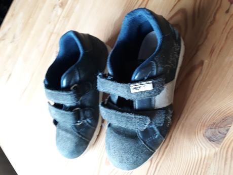 Dievcenske modre topanky na donosenie, protetika,29