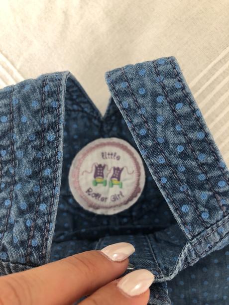 Riflové šaty na traky, 86