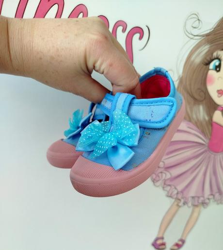 Sandálky s mašľou, deichmann,23