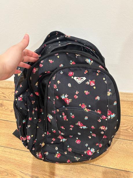 Roxy ruksak, taška s kvetinkami,