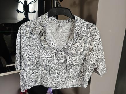 Halenka crop top, new yorker,s