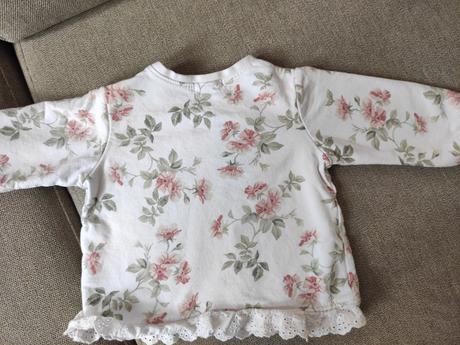 Svetrík newbie s kvetinkami, newbie,74