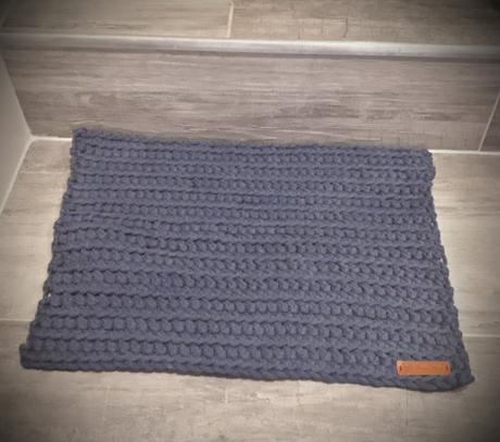 Tmavomodrý koberček, 