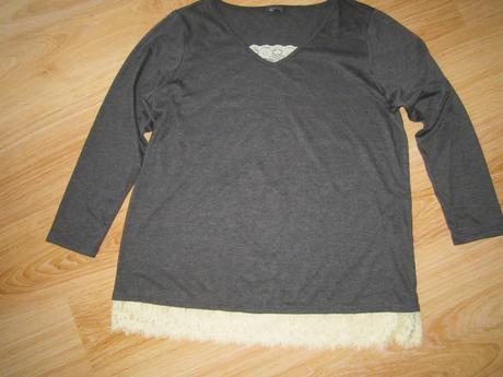 Dámske tričko--46/48, 48