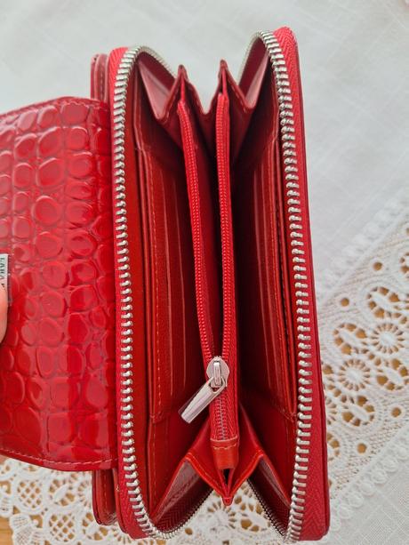 Dámska peňaženka, lara bags