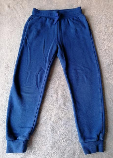 Dvoje tepláky, h&m,134