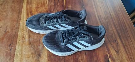 Adidas 42, adidas,42