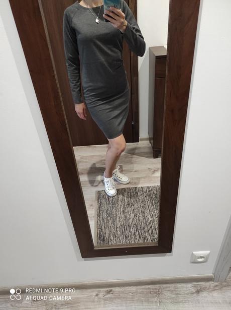 Šedé šaty, 34, gate,34