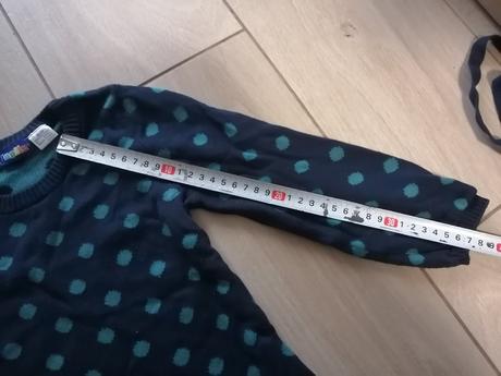 Teplé bodkované svetríkové šaty s taštičkou, lupilu,116