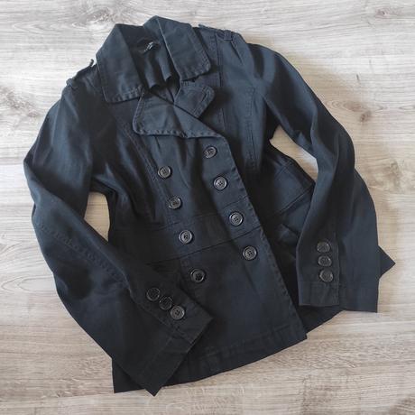 Cierny kabatik, s, s