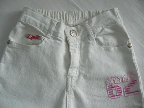 Trištvrťové biele rifle, 110