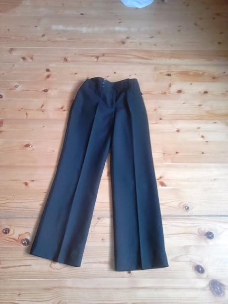 Spolocenske nohavice, 140