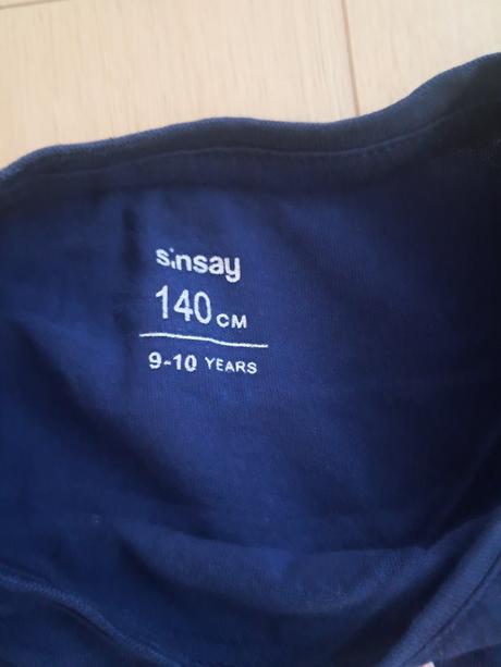 Tricko v.140, sinsay,140