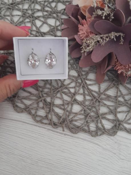 Strieborné náušnice, 