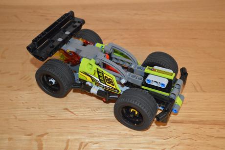 42072 lego technic - zelené pretekárske auto, 