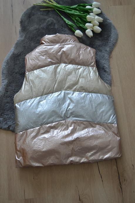 Štýlová metalická prešívaná vesta (color-block), zara,164