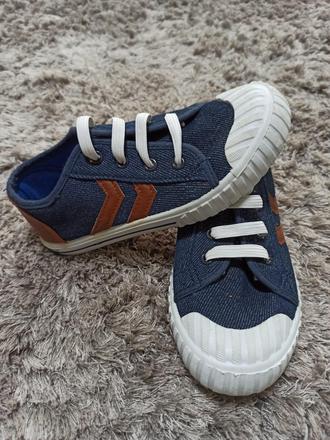 Tenisky, 31