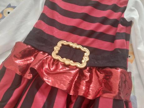 Zombie pirátka komplet kostým veľ.110-116,