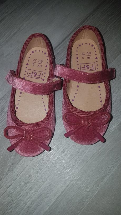 Balerinky, f&f,22