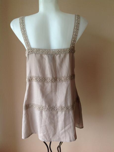 Top s krajkou vila /10, 38