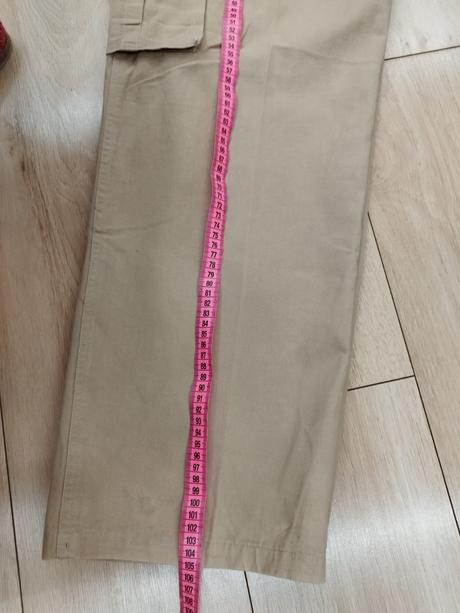 Kapsáčové nohavice, 158