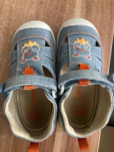 Sandále biomechanics, 24