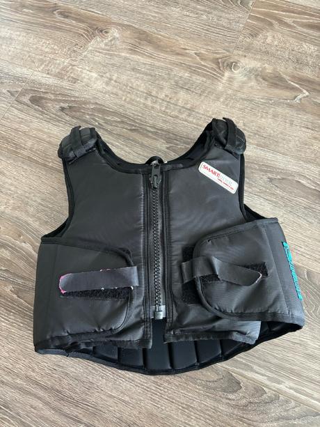 Ochranná vesta na jazdenie na koni, s