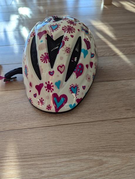 Detska cyklisticka prilba, s