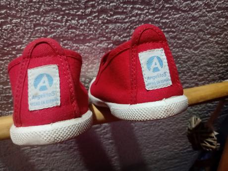 Tenisky zn. angelitos voňave s postovnym, 28