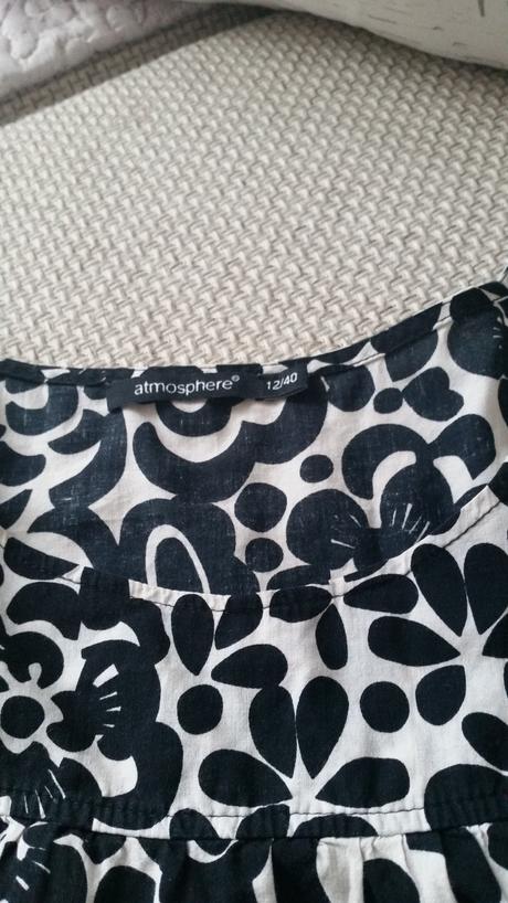 Kvetovana bluzka, atmosphere,40