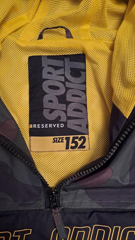 Šustakova bunda, reserved,152