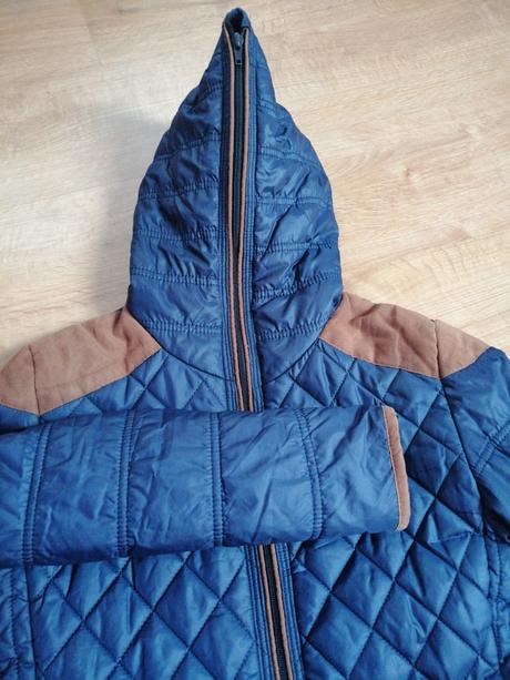 Dievčenská bunda, 152