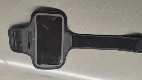 Puzdro na mobil na behanie nové,