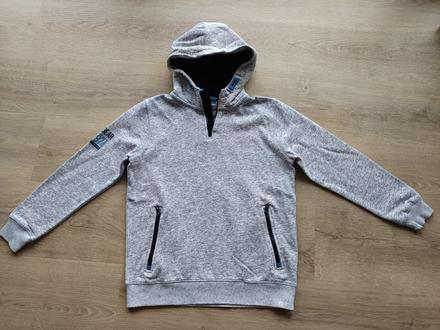 Teola mikina s kapucnou s kozusinou, 158