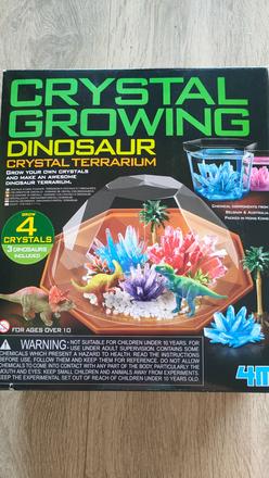 4m dinosaurie terárium s kryštálmi, 10+ r.,
