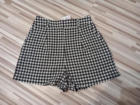 Ĺahučké šortky, new yorker,36 / s