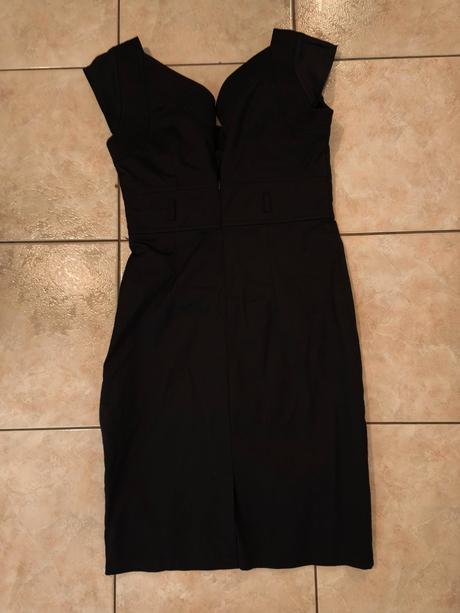 Šaty čierne krátke, 40