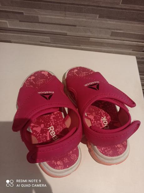 Športové sandále, reebok,26