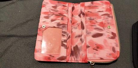 Dámska peňaženka, 