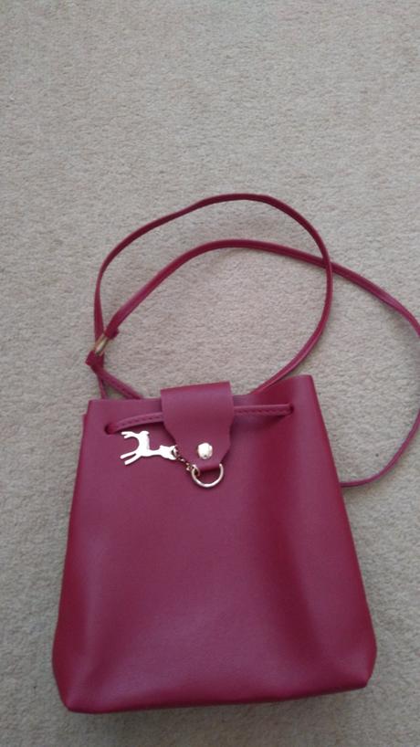 Vínová cross body taška, 