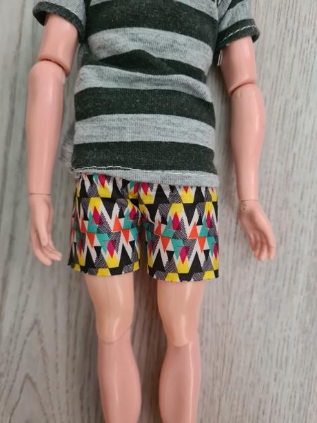 2x barbie ken,