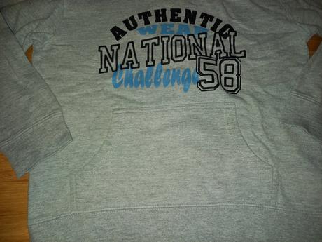 Sivá mikina zn. reject, 134