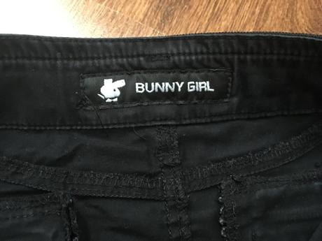 Čierna mini sukna, playboy,m