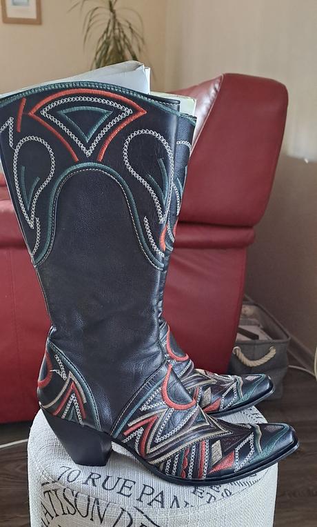 Kožené čižmy, 37